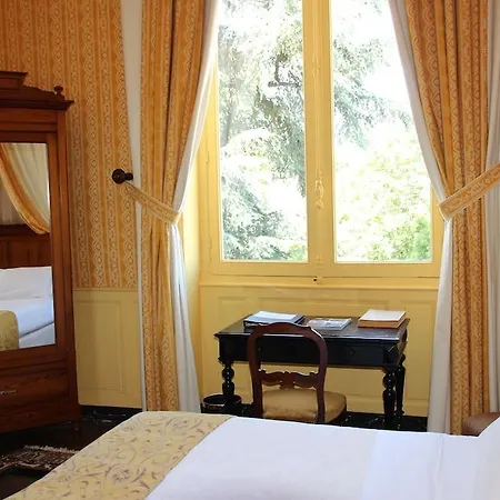 Chateau De Verrieres & 5*