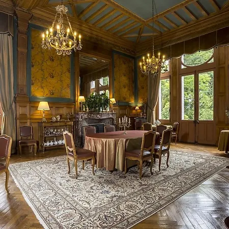 Chateau De Verrieres & סומור