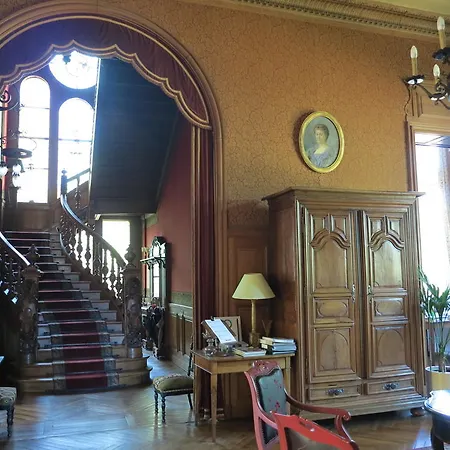 Chateau De Verrieres & 5*