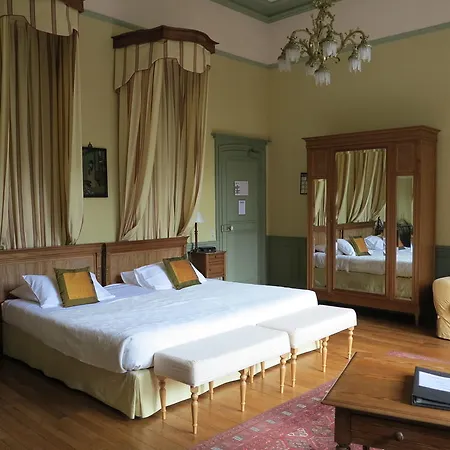 Chateau De Verrieres &