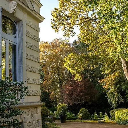 Chateau De Verrieres & 5*