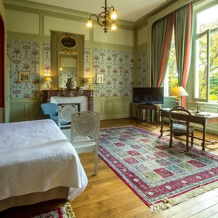 Chateau De Verrieres &