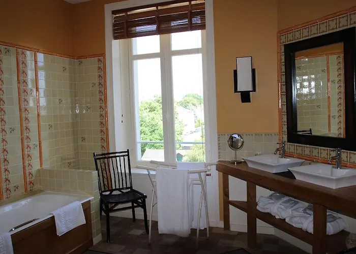 Chateau De Verrieres & Hotel 5*