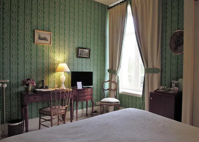 Chateau De Verrieres & ソミュール