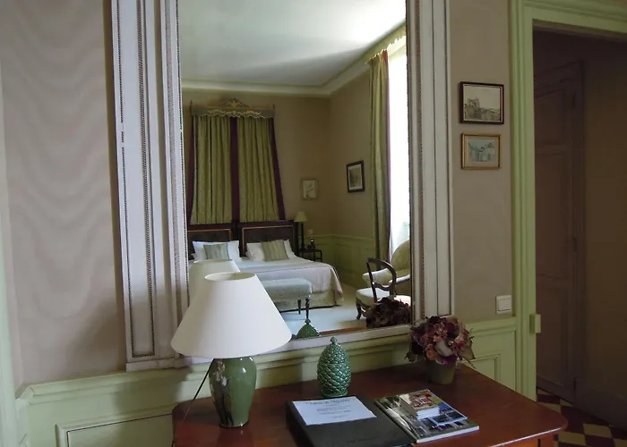 Hotel Chateau De Verrieres & 5*