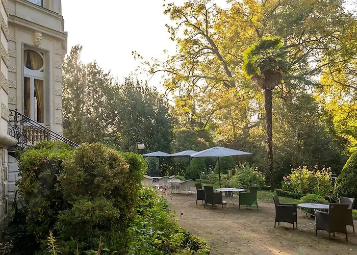 Chateau De Verrieres &