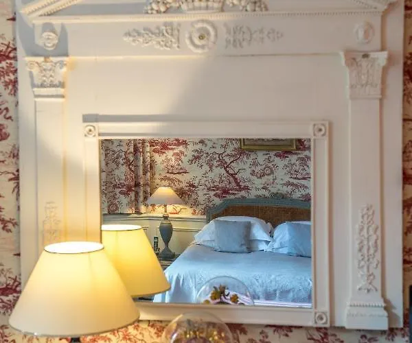 Chateau De Verrieres & Hotel