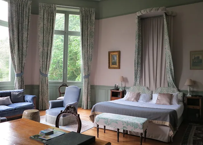 Chateau De Verrieres & 호텔 5*