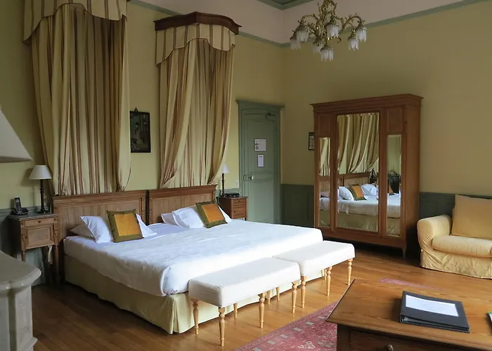 Chateau De Verrieres &