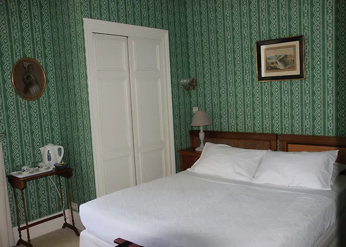 Chateau De Verrieres & ホテル 5*