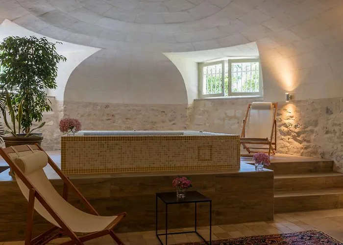 Chateau De Verrieres & Saumur