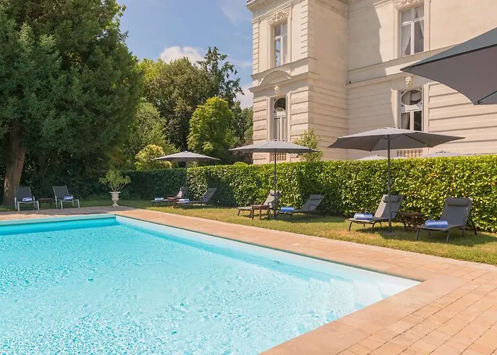 Chateau De Verrieres & 5*