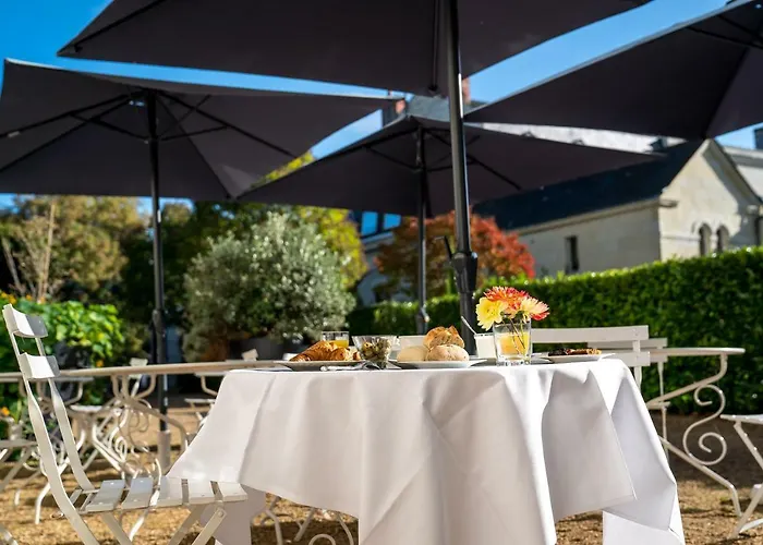 Chateau De Verrieres &